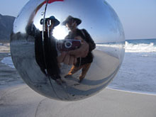 �A�r�ƃ��T�̉ƁA�E����