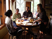 シュガーハウス、朝ごはんはワッフルにメープルシロップ