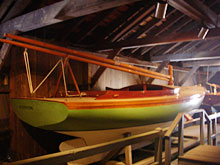 �j���[�����h���Ńo�X��҂A�n���V���t����f�U�C���́u�A�����A���v