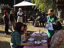 �x�m�R!!�A���[�N�V���b�v�̗l�q