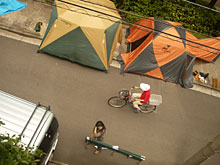 �~�����A�e���g����