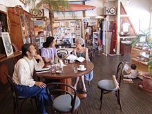 ��ɓ��{�[�g���[�h�ɂāA���c�X�p�C�X�h�b�O�ɂ�