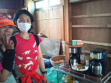 �����l��ف��S�[���f���r�[�`