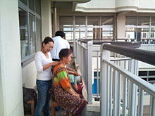 �T���}�Ă��Z�����A�n�g���ɂ�