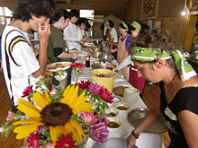 �΂̃J�[�e���v���W�F�N�g�A�݂ȂƐH���̕��i�����ƂP��