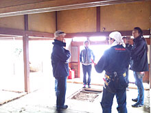 �c���������A�Ö��Ɠ��őł����킹