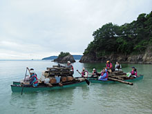 ���A�X�`���[�������[�A�J�^�}�����𑆂�