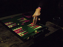 ���o�[�g�E�n���X����ƃo�b�N�M������