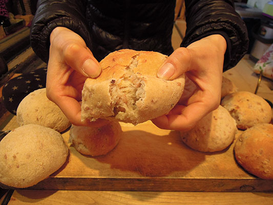 ���ăp�����Ă��Ă݂��B