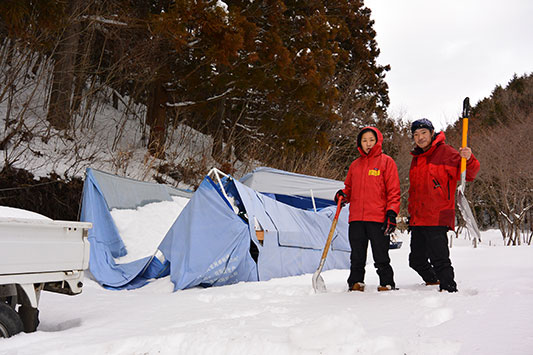 �q�Ƀe���g�Q