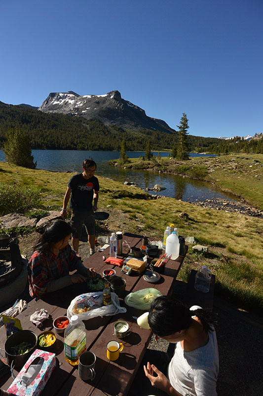 ���F�j�X�r�[�`�ɂ�