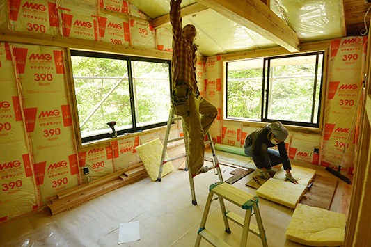 �f�M�ނ�\�t����