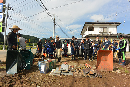 ���W�܂����{�����e�B�A�̊F����