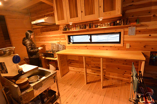 �L�b�`���܂��̌˒I