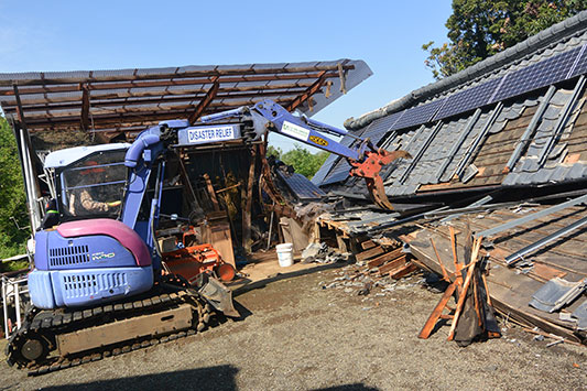 �v�钬�A���_�Ƒ��ƌ���