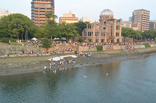 ���ė������n�܂�B