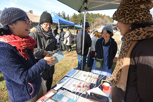 ������}���V�F