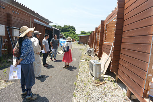 ���O�n�E�X���݌��w