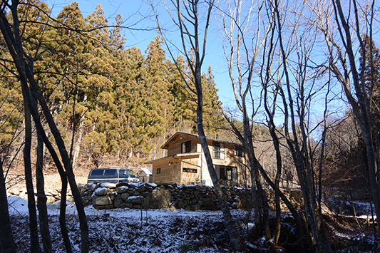 �Q�O�P�W�N������