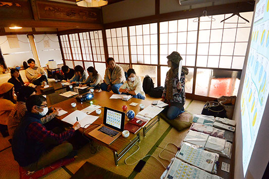 �������炢�ӍL��ɂāu����݂̂��b��v