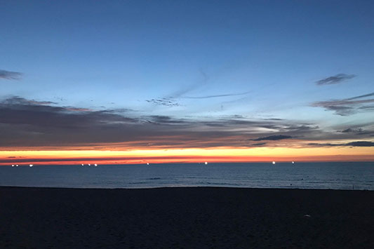 �������̓��{�C���ŃL�����v