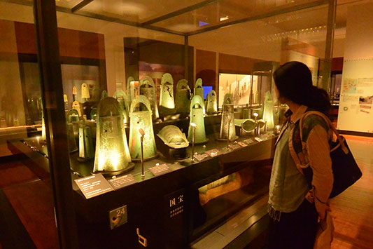 �Ñ�o�_���j������