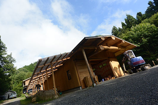 �������܃����h