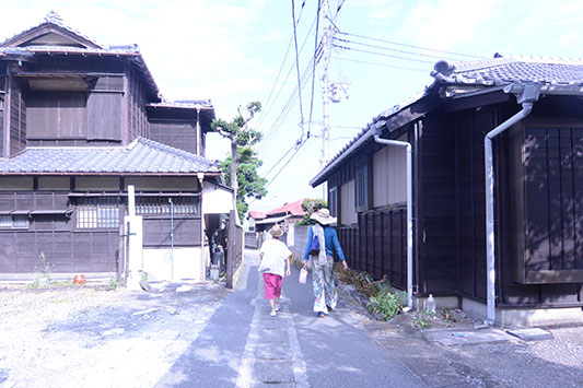 �t�R�����