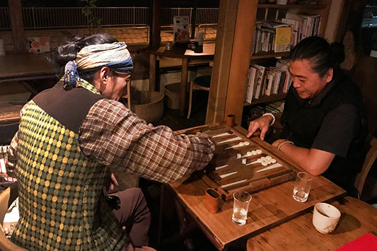 �o�b�N�M������