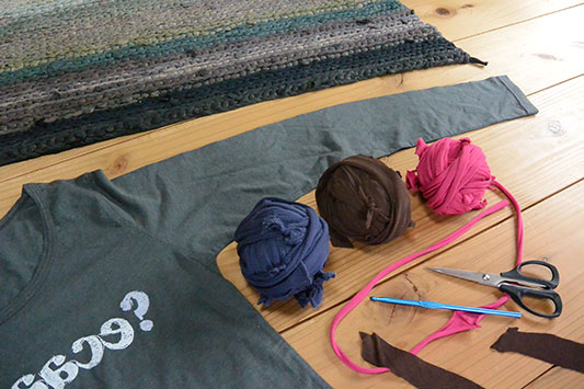 T-�V���c�͑f��