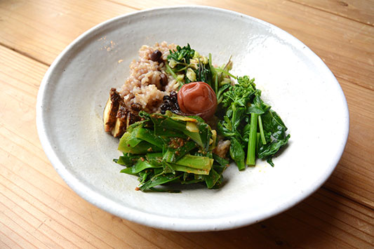 ��������