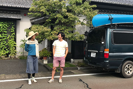 �a�낤����������̑O��