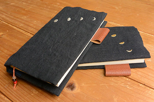 ���̎蒠��p�J�o�[