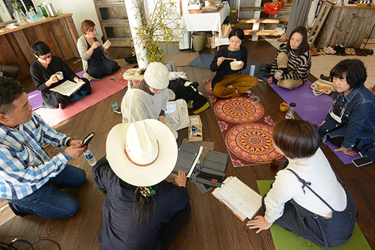 ���g���C�[�O��