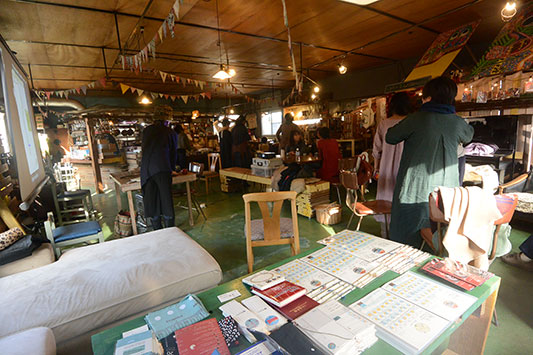 �m�c���}���V�F