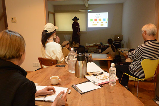 �����̏h�ɂĂ���݂̂��b��