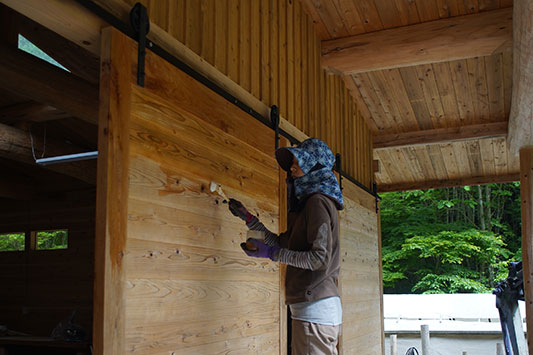 �j�X�h����