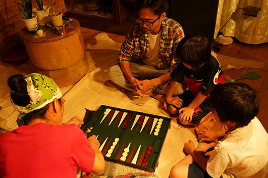 �o�b�N�M���������