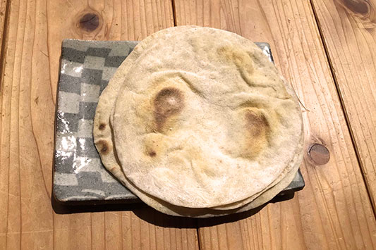 �ꖇ�̐܂莆������ꂽ�܂��