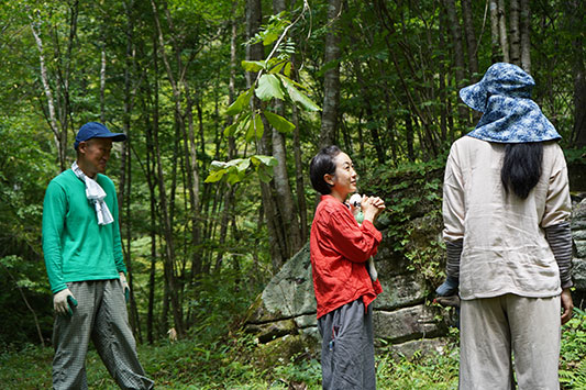 �X�̒��ɂ�