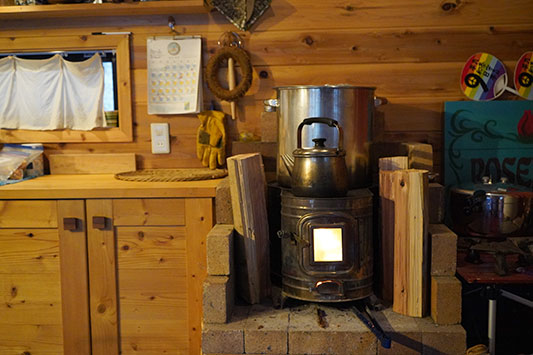 ��Ń��[�v�����ϋl�߂Ă���