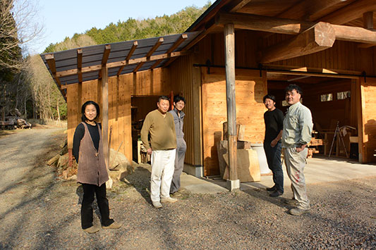 ��Ղ̒��Ԃ���