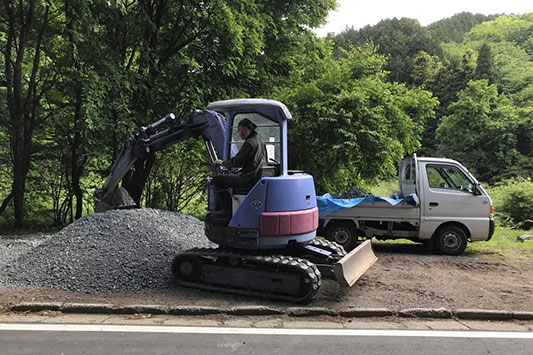 ������ƍĂ�