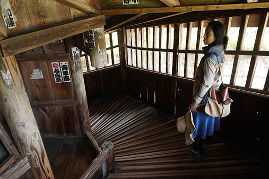 ��������