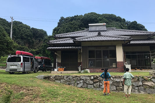 �����Ă�̃x�[�X