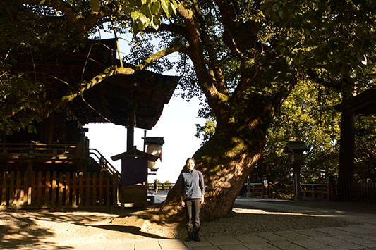 ����҂炳��