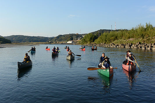 �߉ϐ�_�E�����o�[