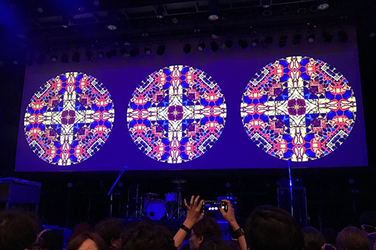 �N�[���V�F�[�J�[