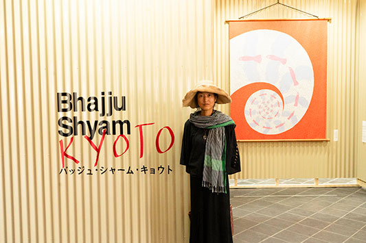 �o�b�W���E�V���[���E�L���E�g