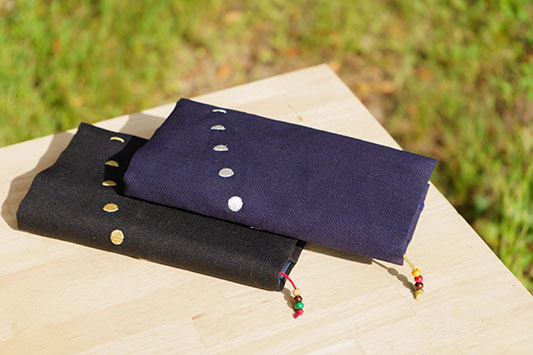 ���N�̎蒠�J�o�[�B